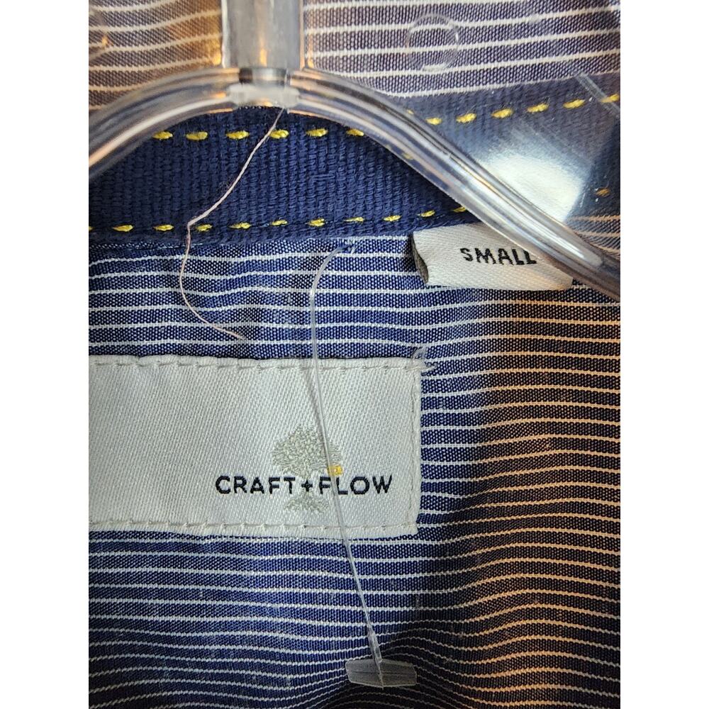 Craft + Flow Sort Sleeve Button Down Top, Small - image 4